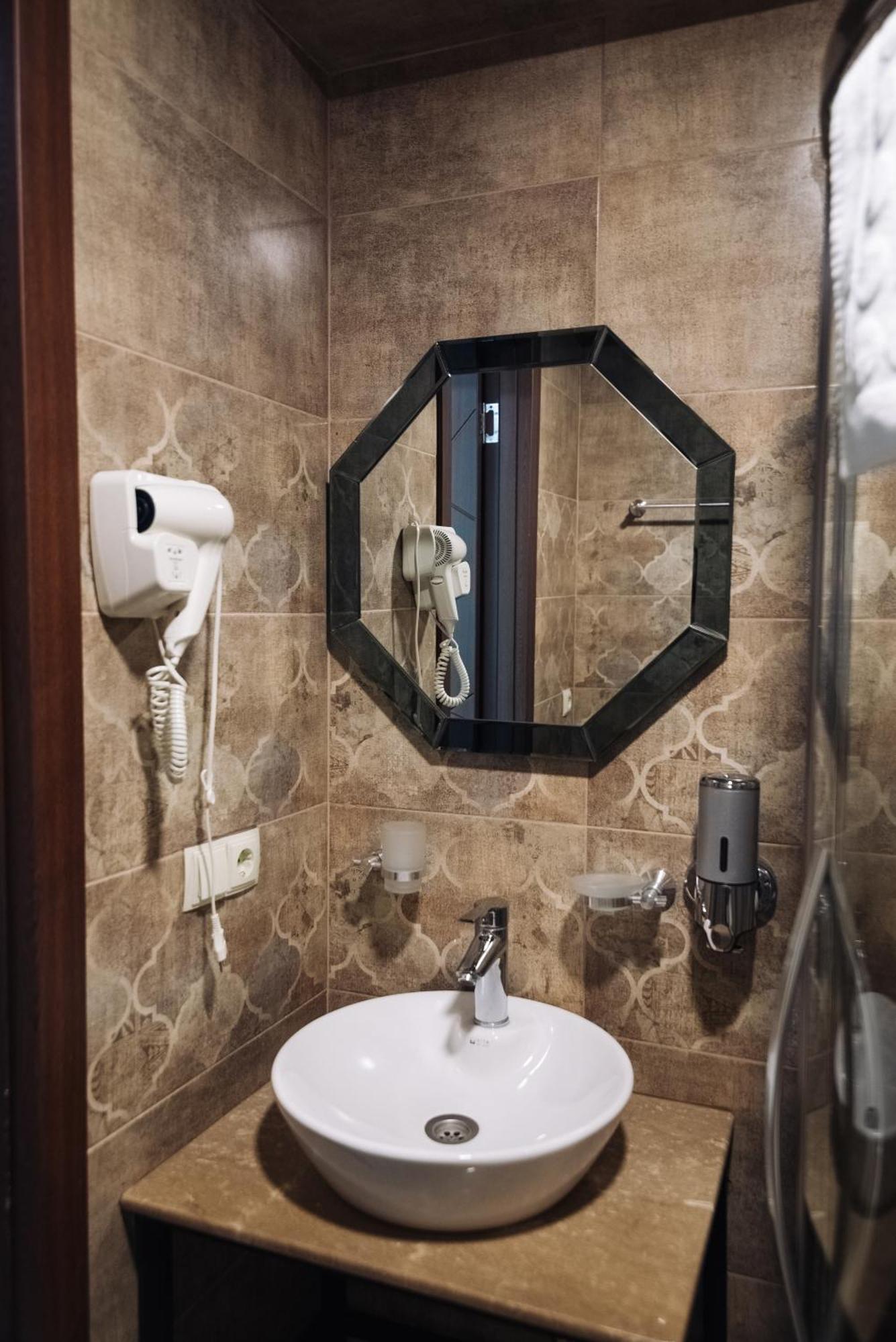 Royal Plaza Hotel Tbilisi Zimmer foto